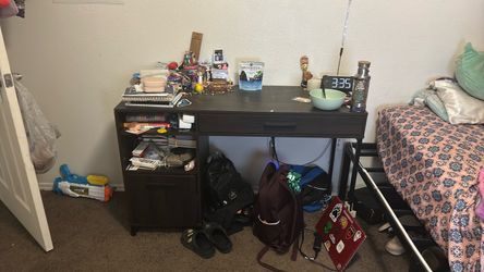 47in x 18in desk