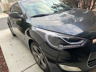 Hyundai Veloster Black Hatchback