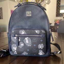 AUTHENTIC REAL MCM Navy and Black Leather Backpack with Camouflage SMALL SIZE