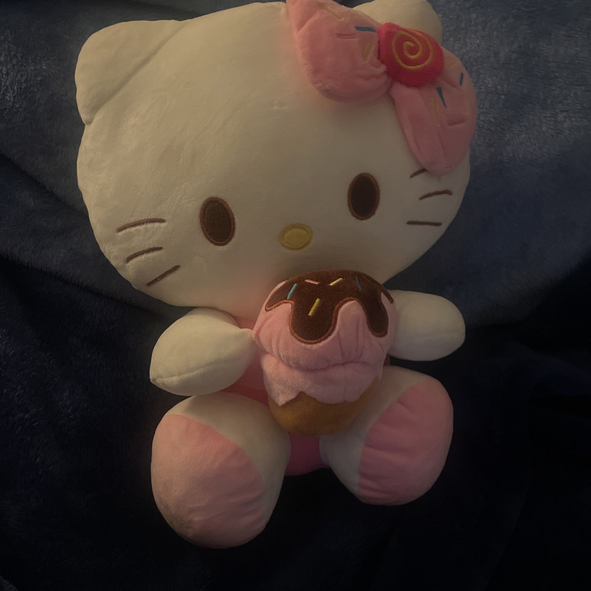 Hello Kitty Ice cream Plushie