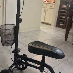 Knee Scooter 