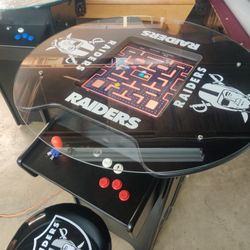 Raiders Arcade 