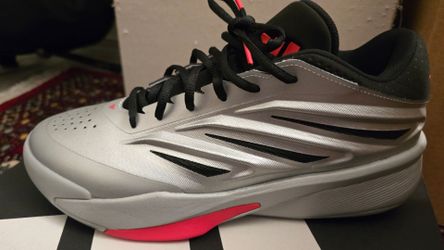 Adidas Crazy Energy size 9.5 baskerball shoes