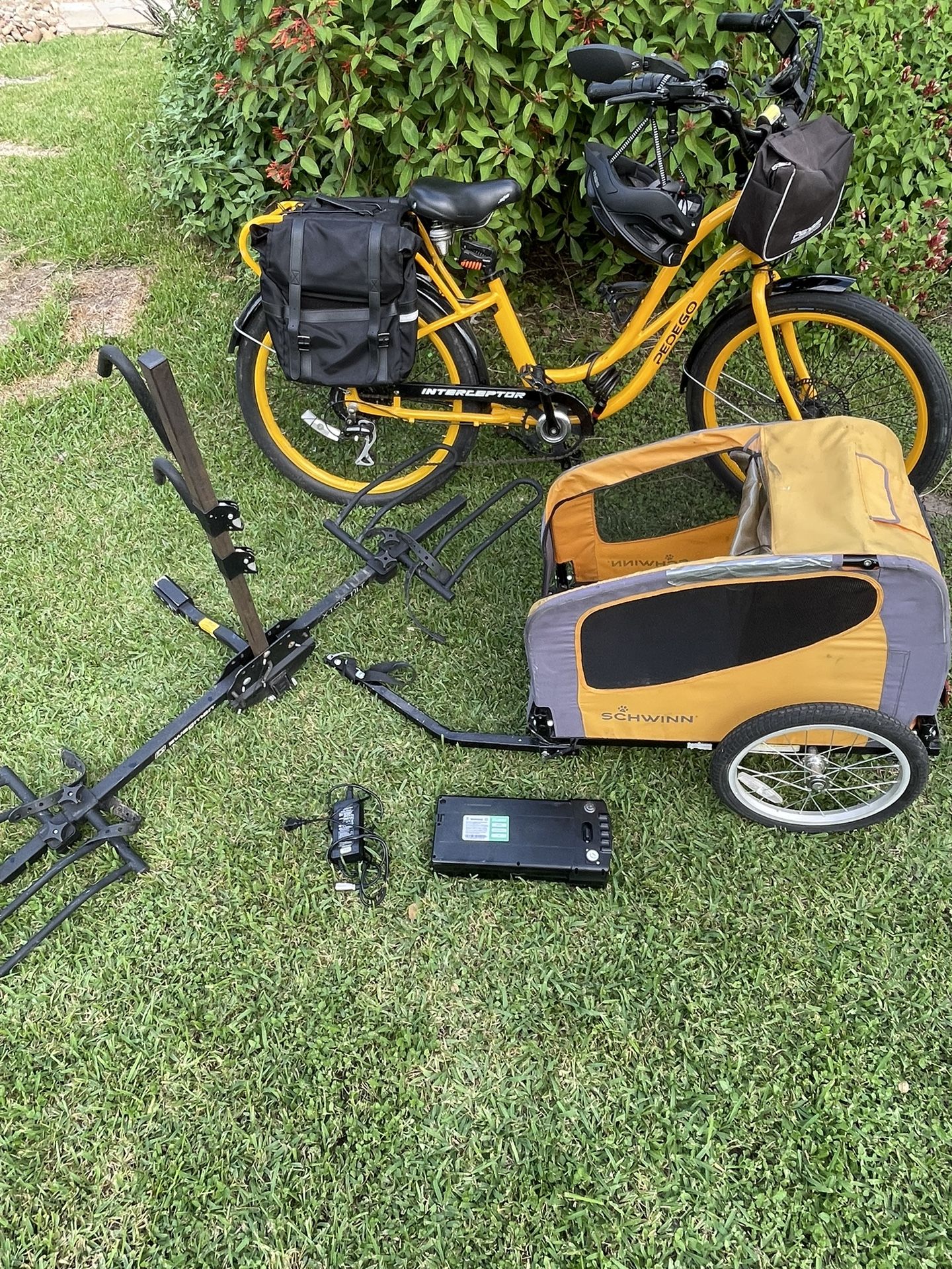 Pedego Interceptor Electric Cruiser Bike With Multiple Upgrades And Accessories