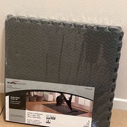 Interlocking foam tiles 25” x 25”
