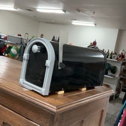 Mail Box