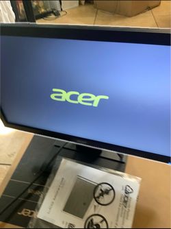 2 acer monitors