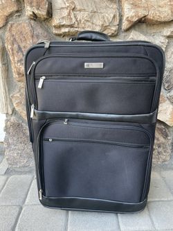 Kenneth Cole Reaction Luggage