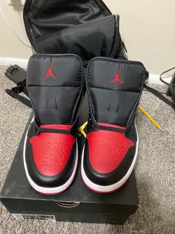 Size 11 Men’s Air Jordan 1 Low Bred Toe