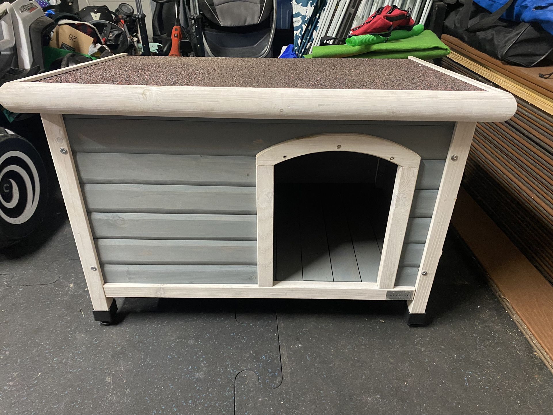 Dog House 