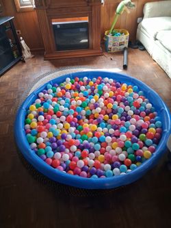 Plastic balls