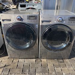 LG Gas Washer and Dryer Set