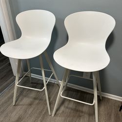 Two Modern White Bar Stools – $30 for Both (Torrance Pickup)