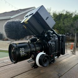 Canon C200 B