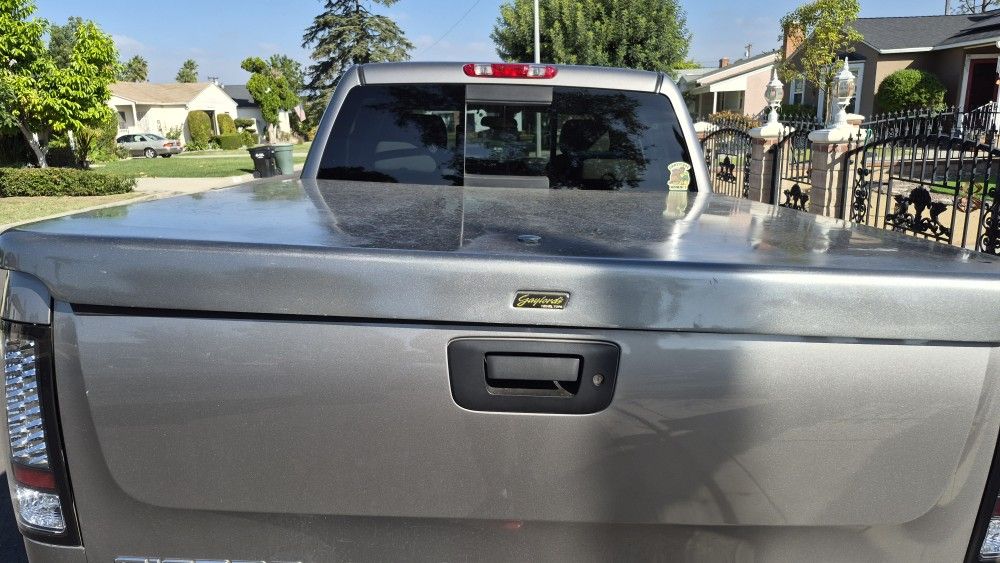 GMC SIERRA Bed COVER - 2007