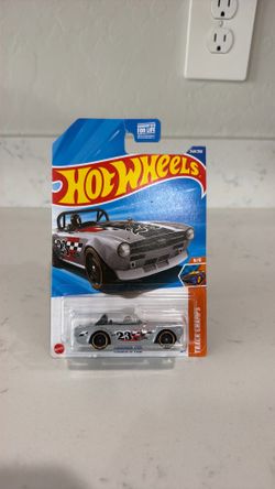 Triumph TR6 treasure hunt hot wheel wheels