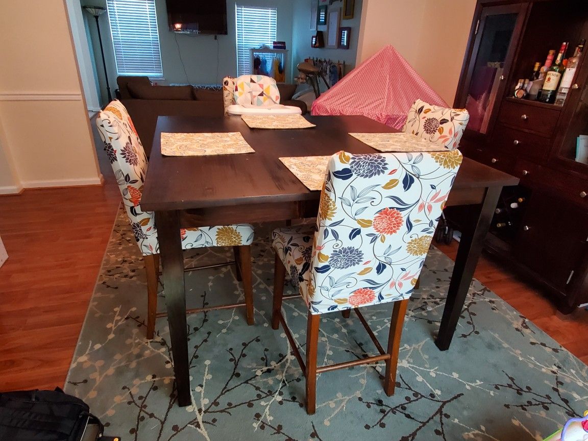 Counter Height Dining Table with Leaf