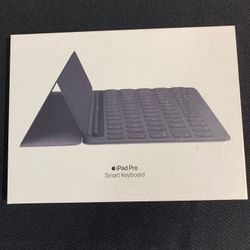 Apple iPad Pro 10.5” Smart Keyboard - New Sealed in Box