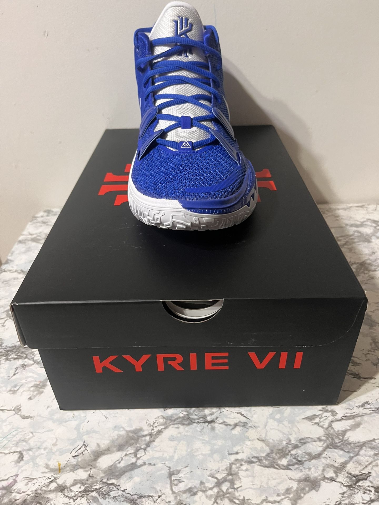 Pack Kyrie Mother Nature Kyrie SNKR Room X Nike Kyrie “Mother