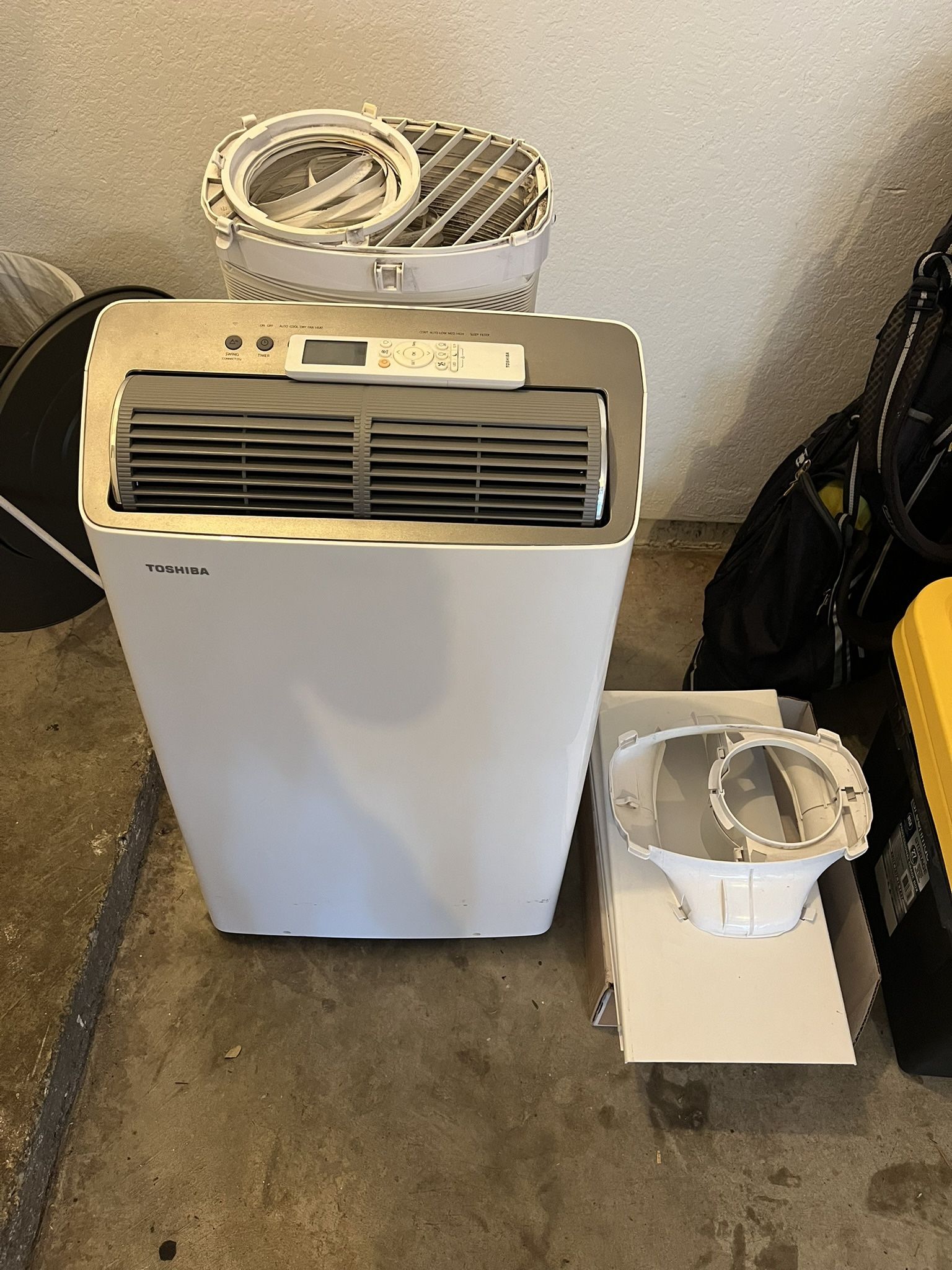 Toshiba 14,000 BTU (12,000 BTU DOE) 115-Volt Inverter Wi-Fi Quiet Portable Air Conditioner w/Heat up to 550 sq. ft. in White