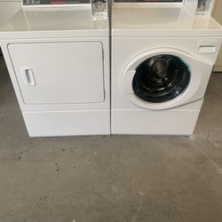Washer And Dryer Electric Or Gas Speed Queen Commercial Good Condition 90 Days Warranty Lavadora Y Secadora Gas O Electrica Comercial Speed Queen Buen