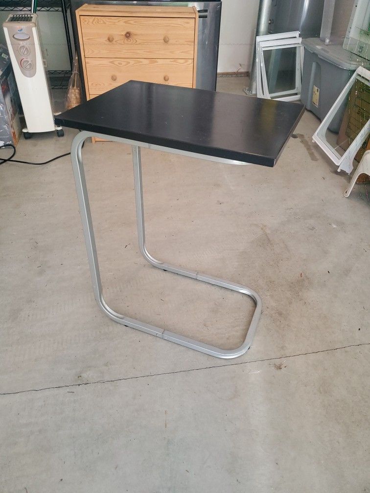 Wood And Metal Black Side Eating Table