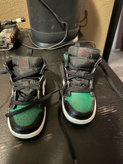Air Jordan 1 Mid TD "Black Pine Green” Toddler Shoe