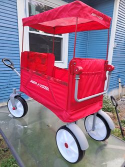 NEW Red Radio Flyer Wagon w/ Canopy