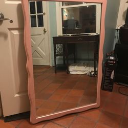 Vanity mirror