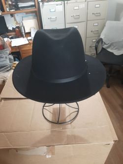 Felt dress hat