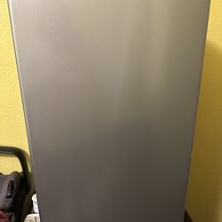 Frigidaire Refrigerator
