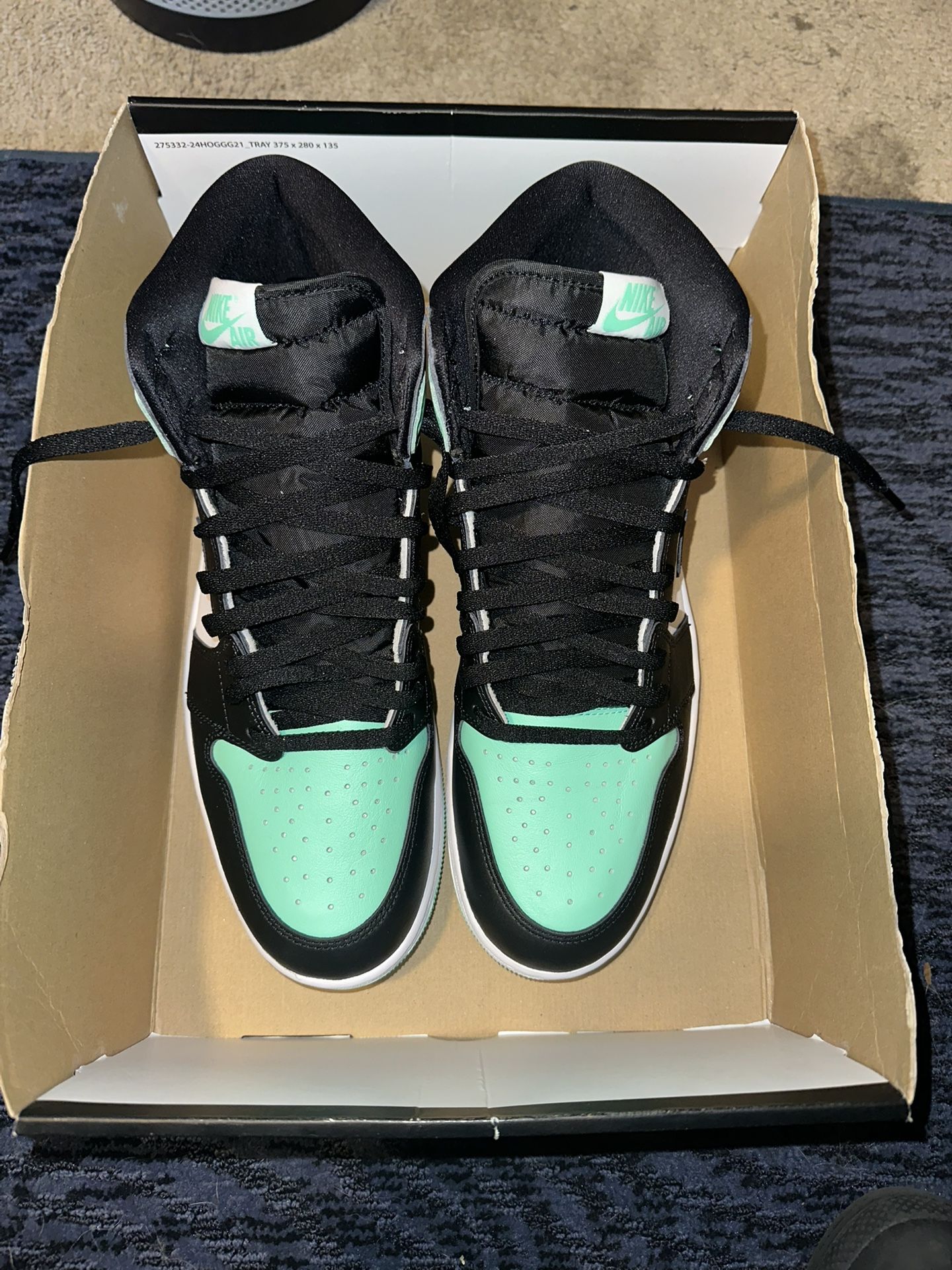 Air Jordan 1 Retro High “Lucky Green”
