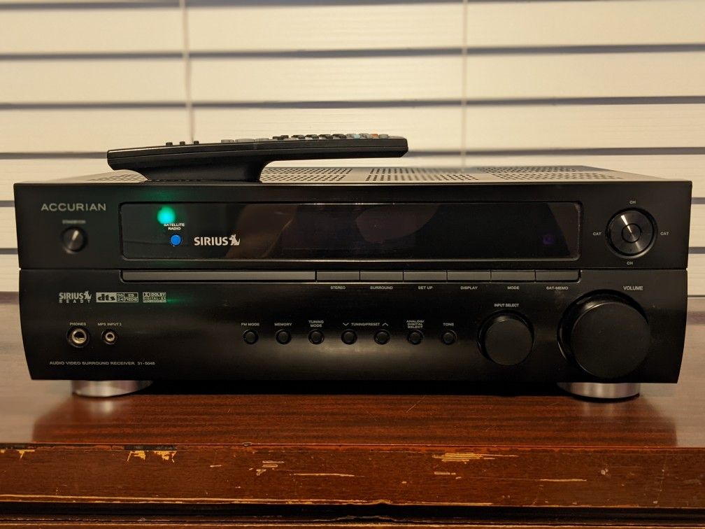 Accurian Receiver/Amp & Subwoofer Combo
