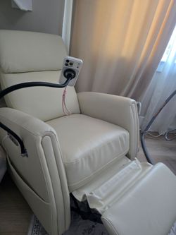 Rocker/Recliner  chair electric w/ phone holder