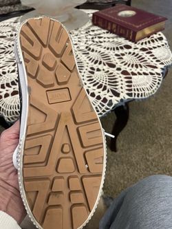 Van’s size 7  1/2  shoe