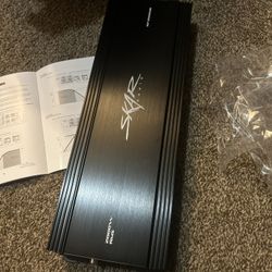 Skar 2000 Watts Amp 