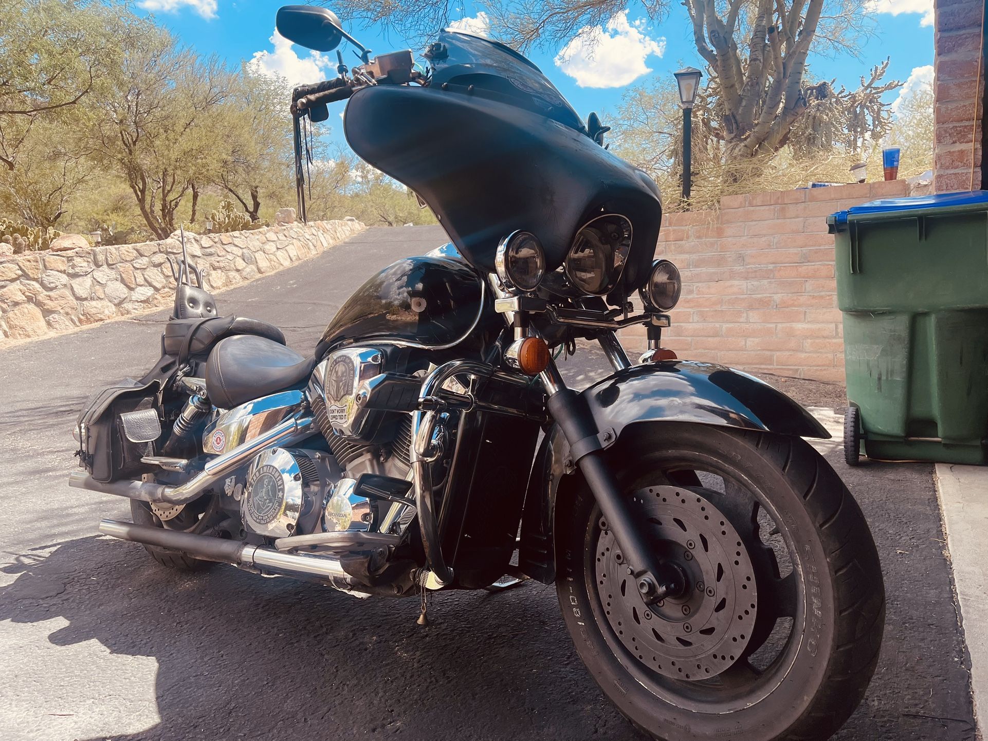  VTX 1300 HONDA MOTORCYCLE