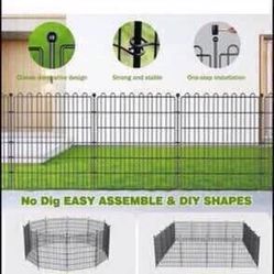 Decorative Garden Fence with Gate for Patio. 
