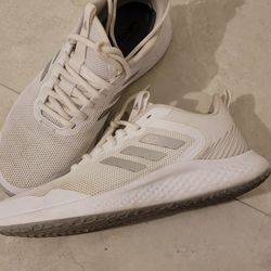 Adidas Women White Snickers 