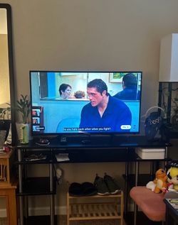 45" Element TV with ROKU & Remote