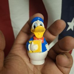 Vintage Disney PVC Finger Puppet Donald Duck Pretend Play Time About 2-3/4 inch