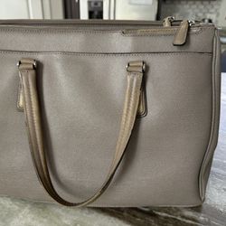 TUMI leather tote bag