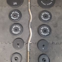 Standard Curl Weight Set Solid 18lb Curl Bar 2x25lbs 4x10lbs 2x5lbs 2x2 ½lbs That's 123lbs With Bar