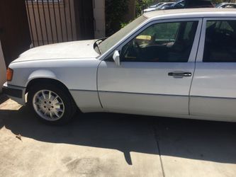 1990 Mercedes Benz 300E left front door shell