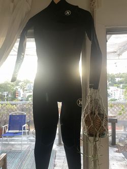 Hurley Womens Wetsuit Size 6
