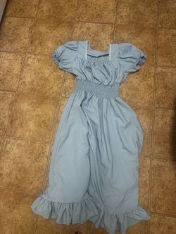XL old fashioned dress Halloween costume Alice in wonderland