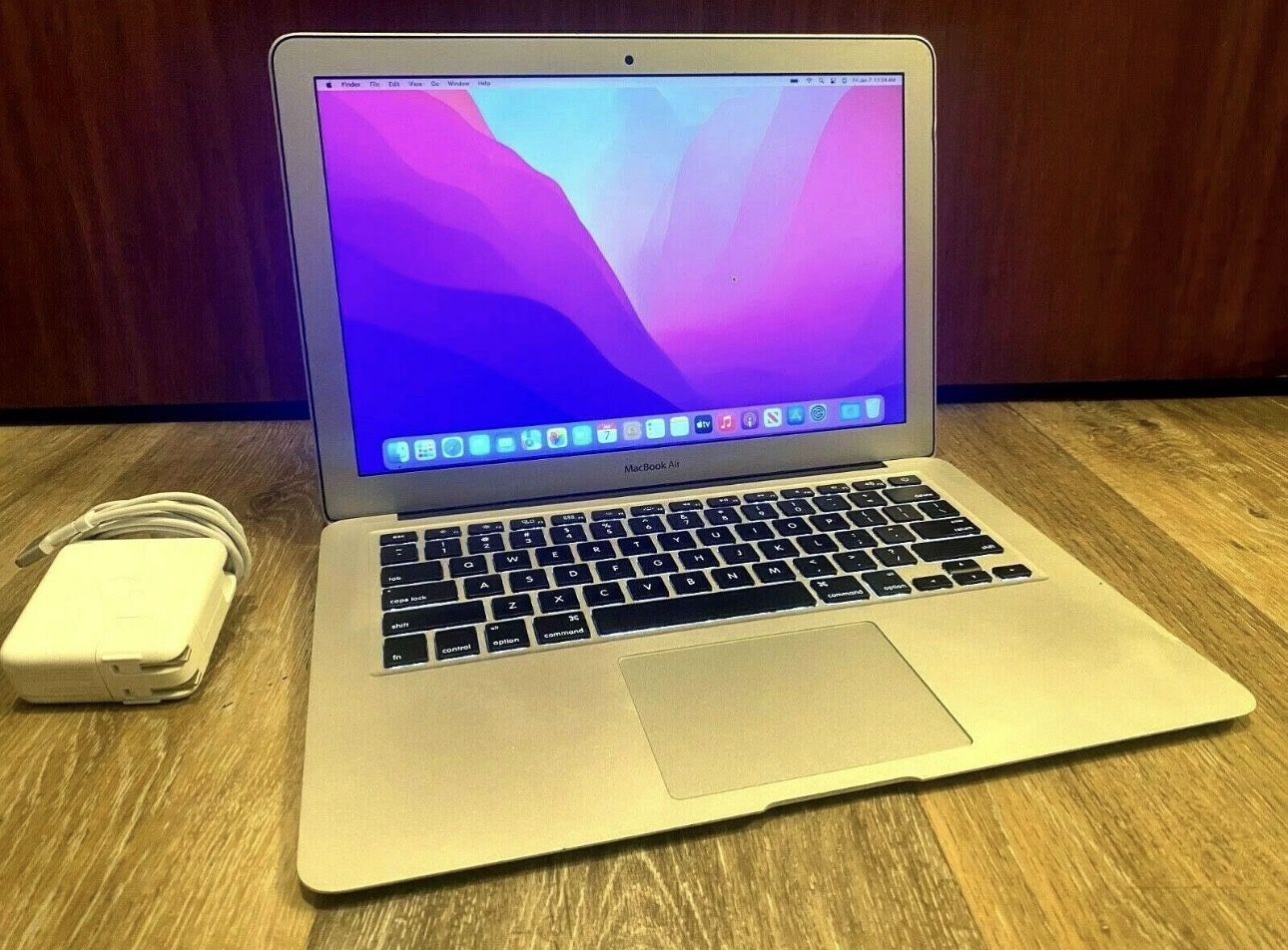 MacBook Air 13 inch screen 