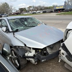 2017 Hyundai Elantra Se 2.0L For Parts
