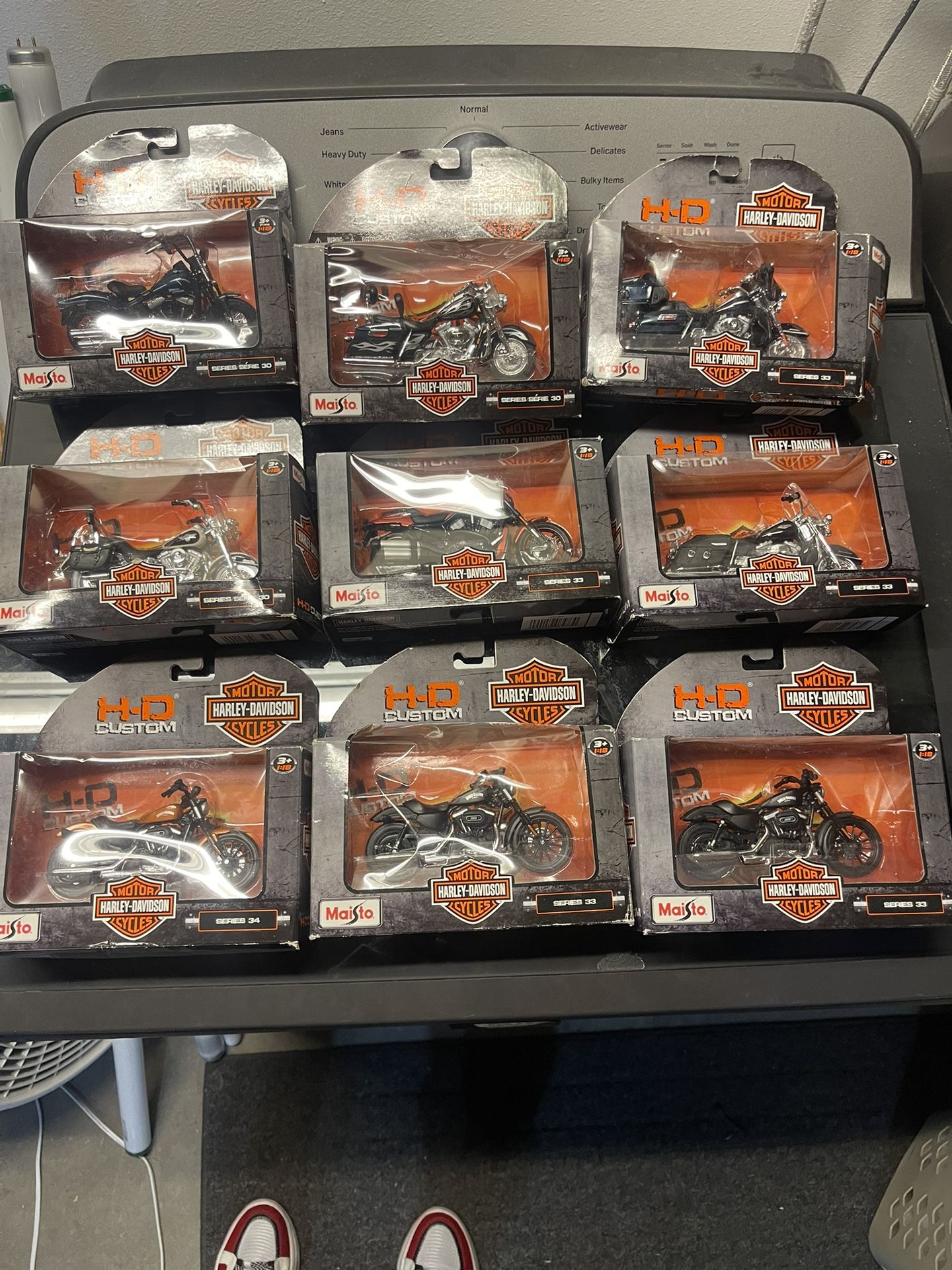 HARLEY DAVIDSON REPLICA MODELS…$15 A Piece Or Make A Offer For All