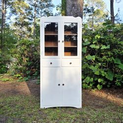 MCM Cabinet 